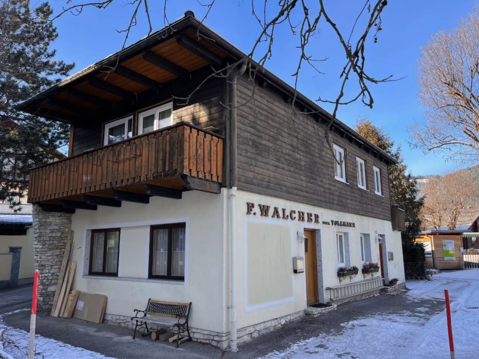 Dachsteingasse-Draußen