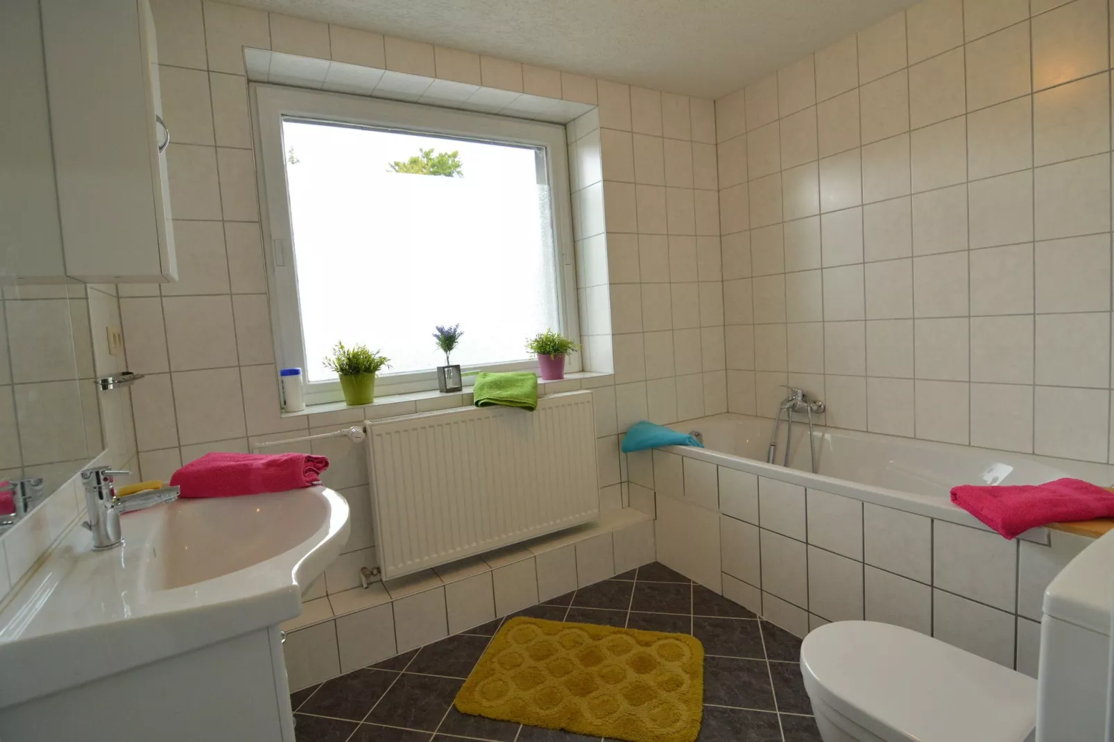 Canneberge-Badezimmer