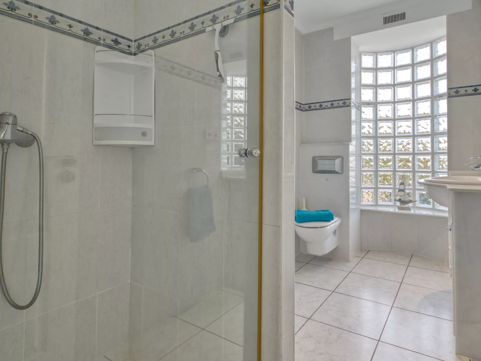 Villa Alta Vista-Inside