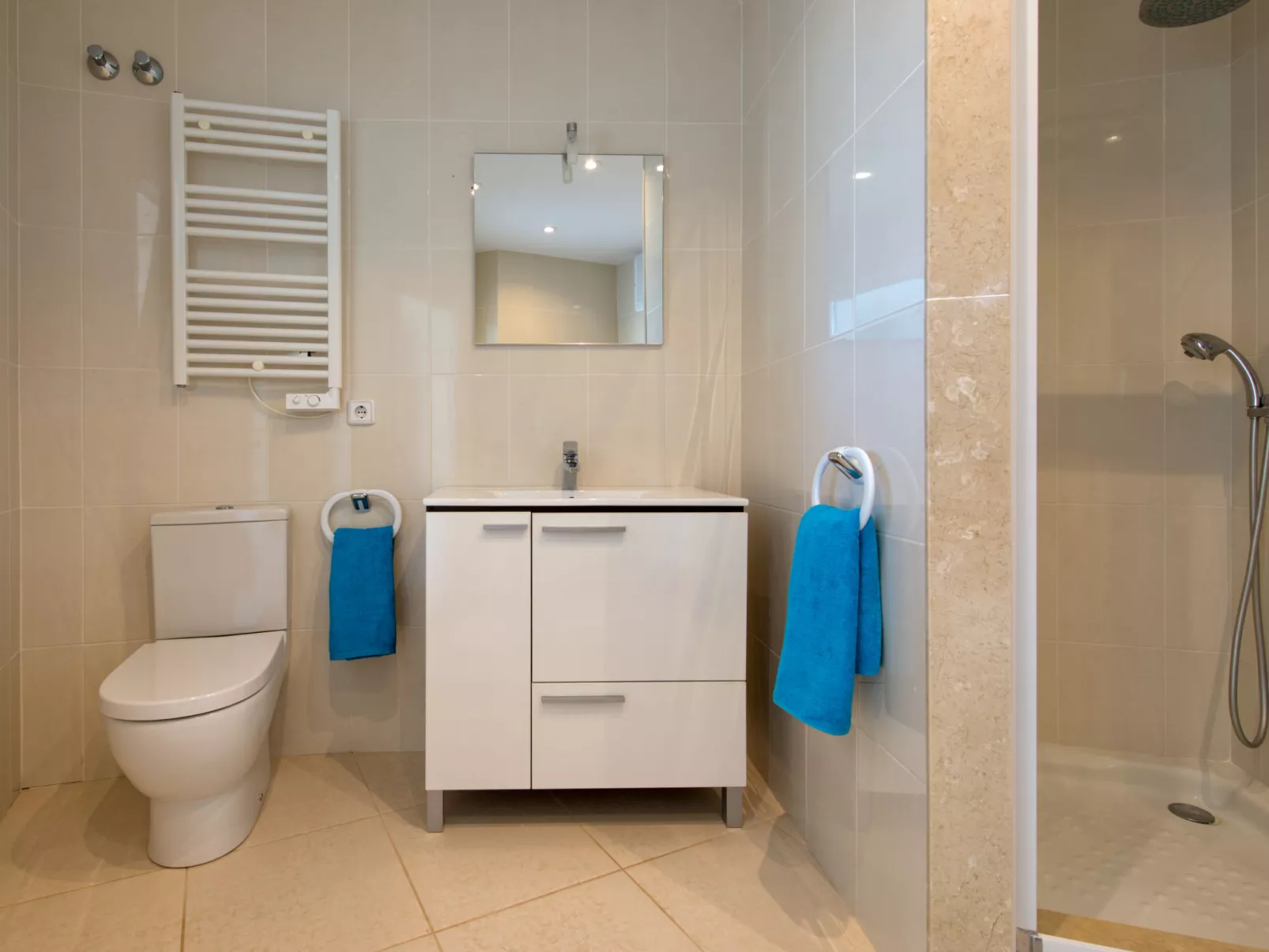 Villa Alta Vista-Inside