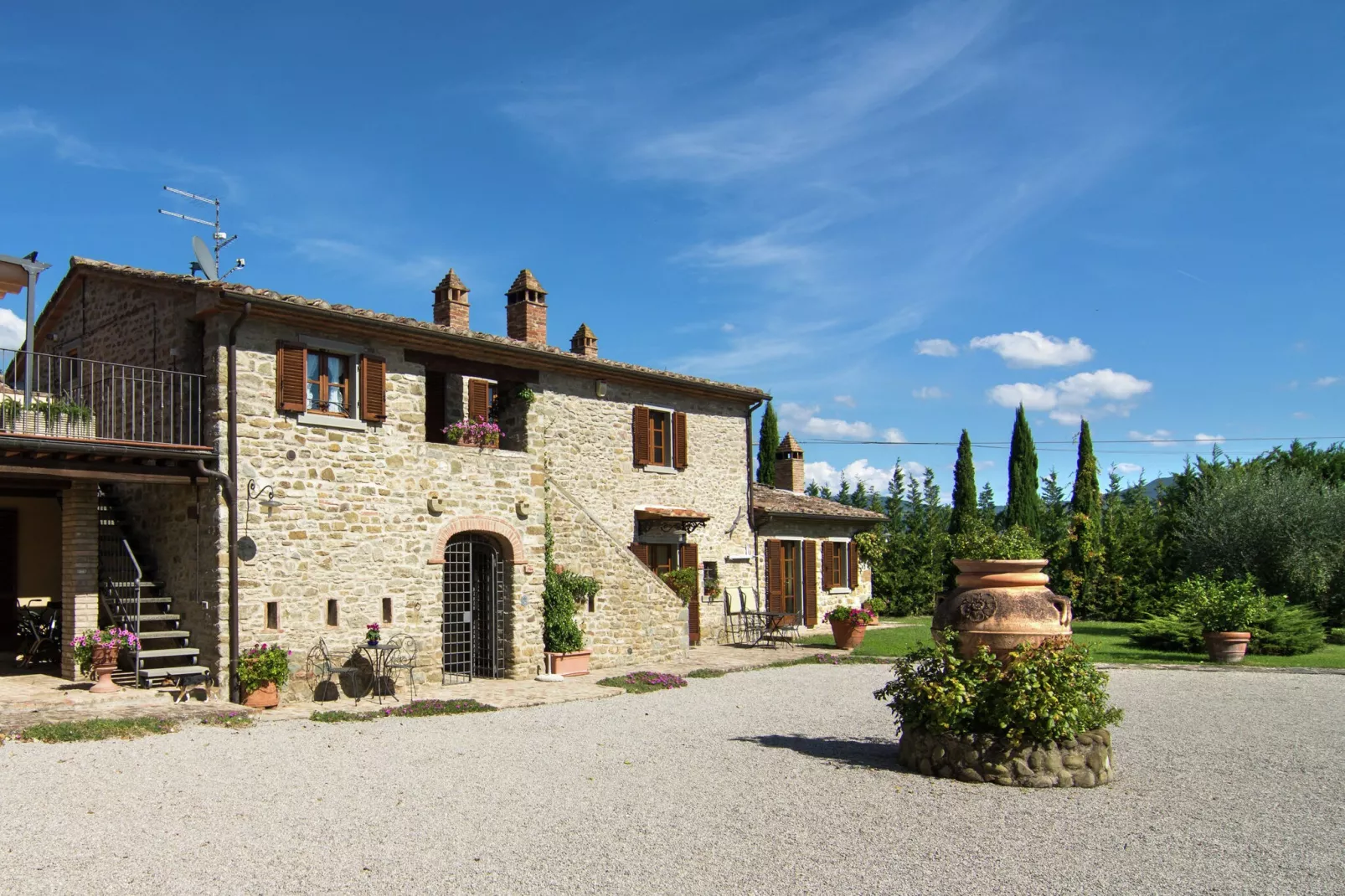 Grande-Exterior summer