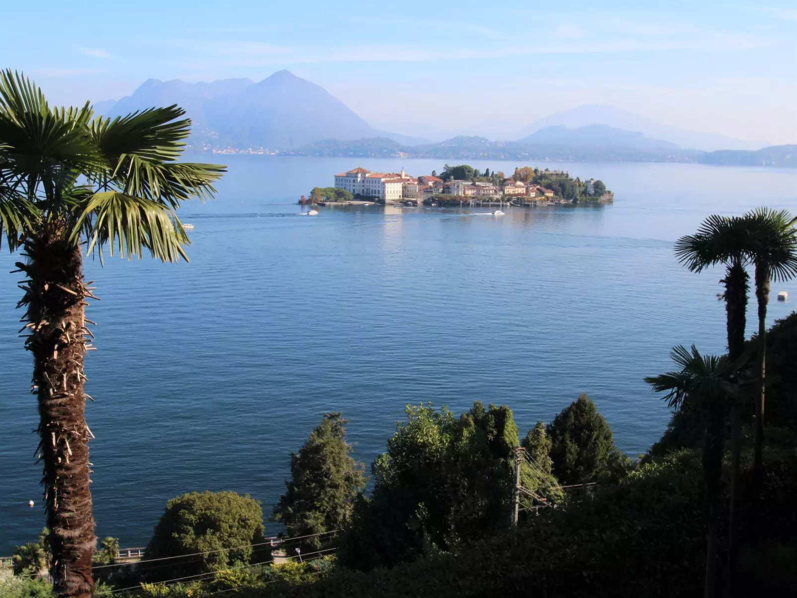Punta Borromea-Outside