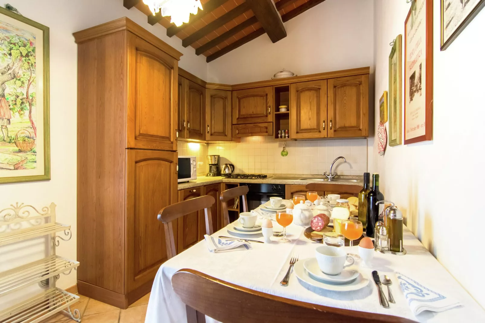 Grande-Kitchen