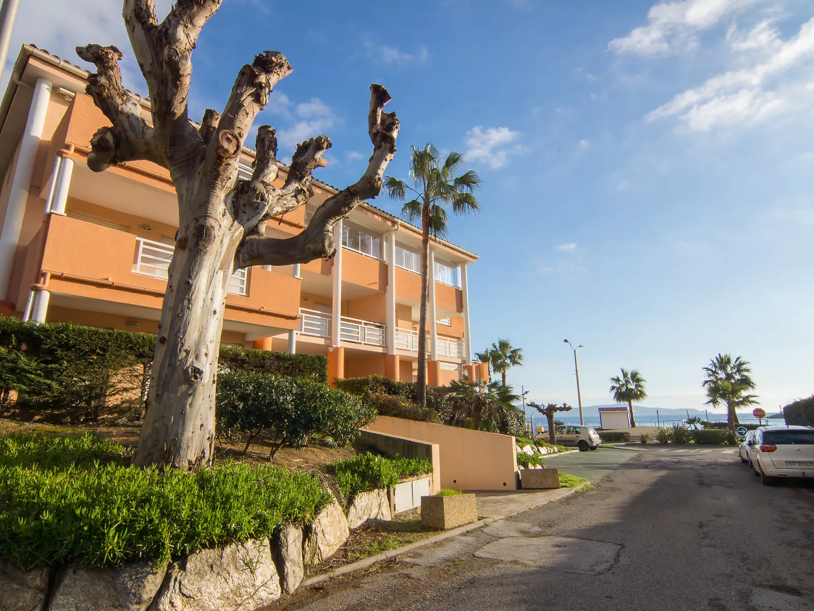 Villa Medicis-Outside