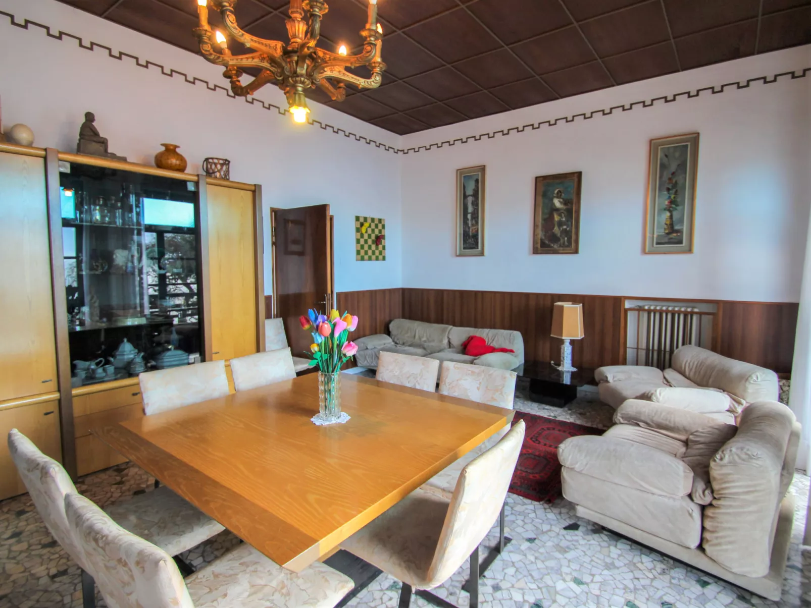Sul Lago-Inside