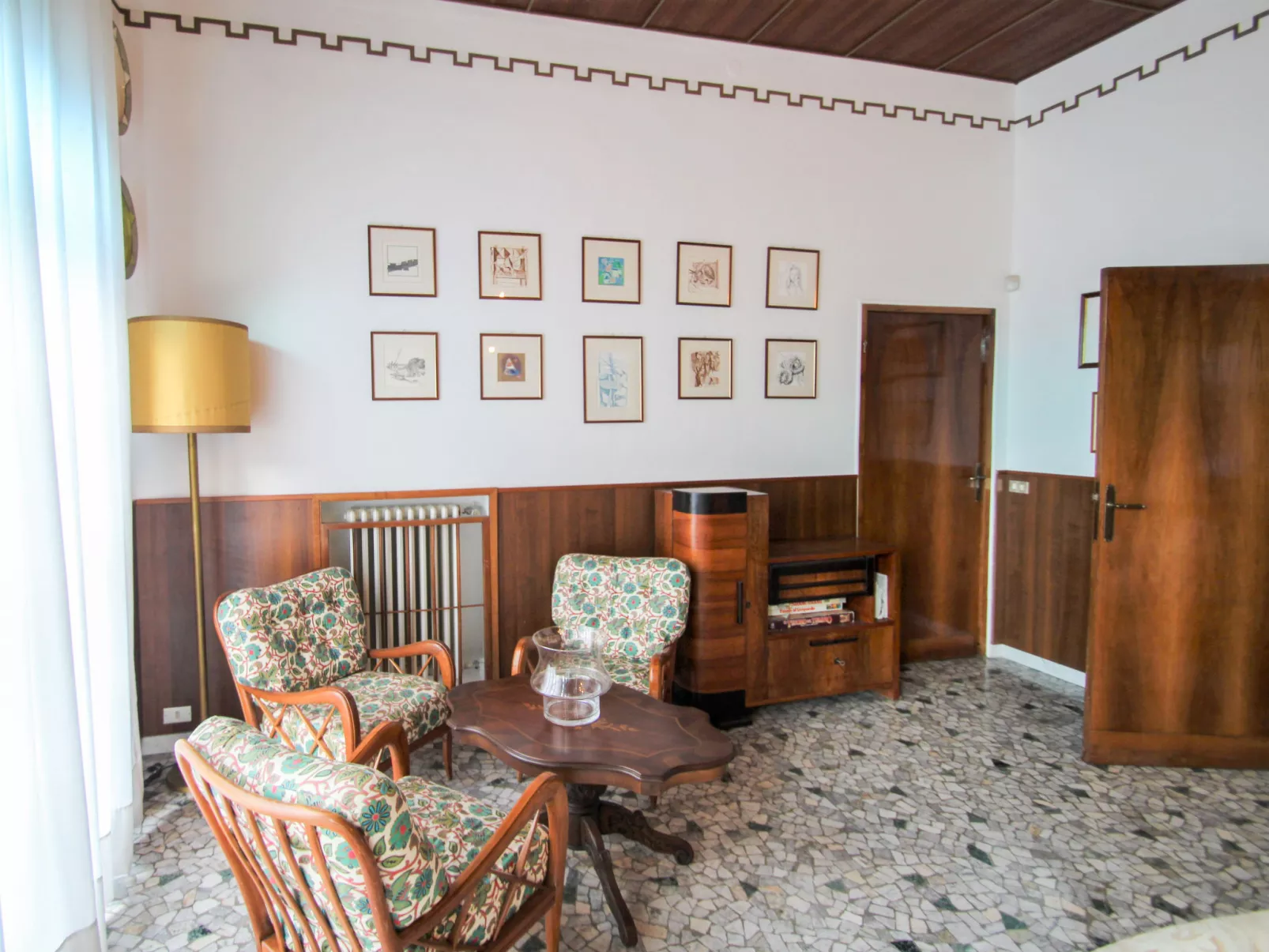 Sul Lago-Inside