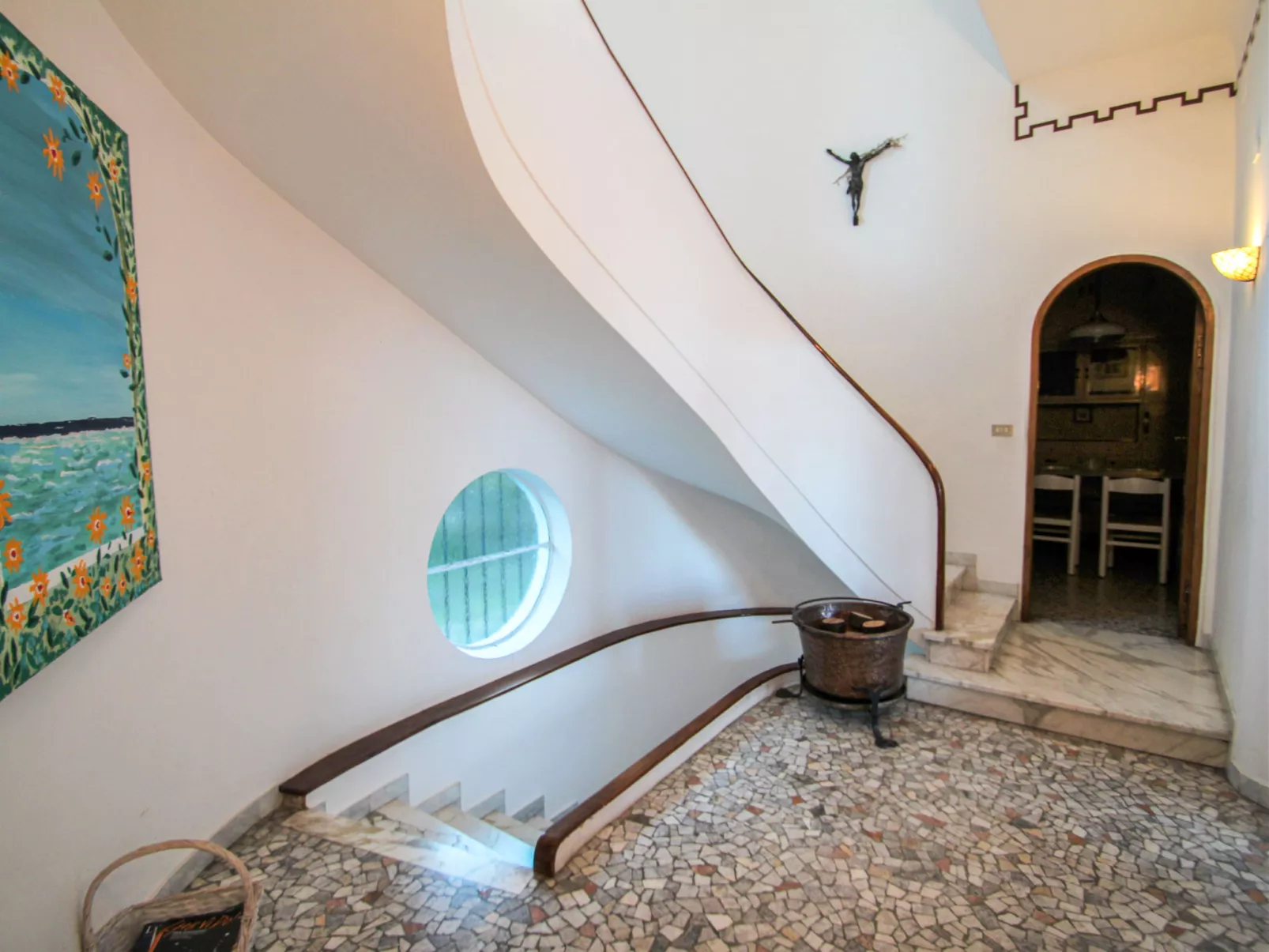 Sul Lago-Inside