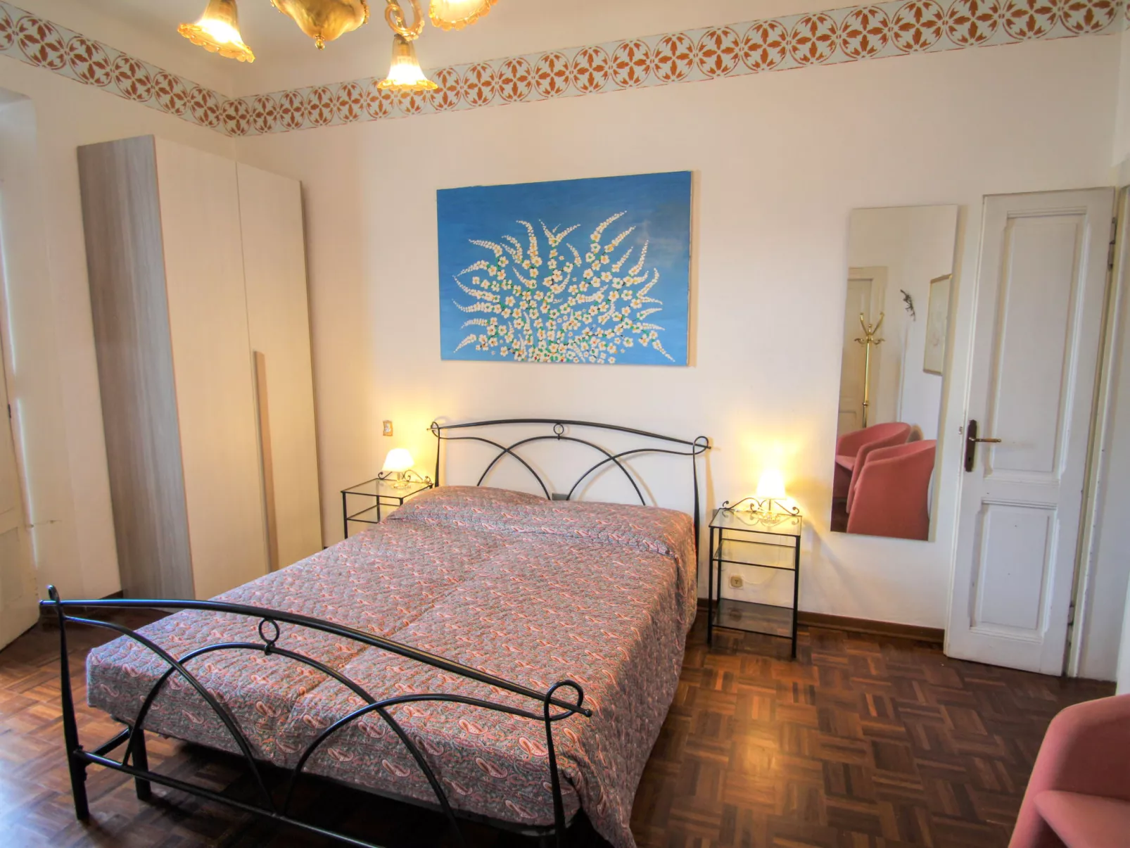 Sul Lago-Inside