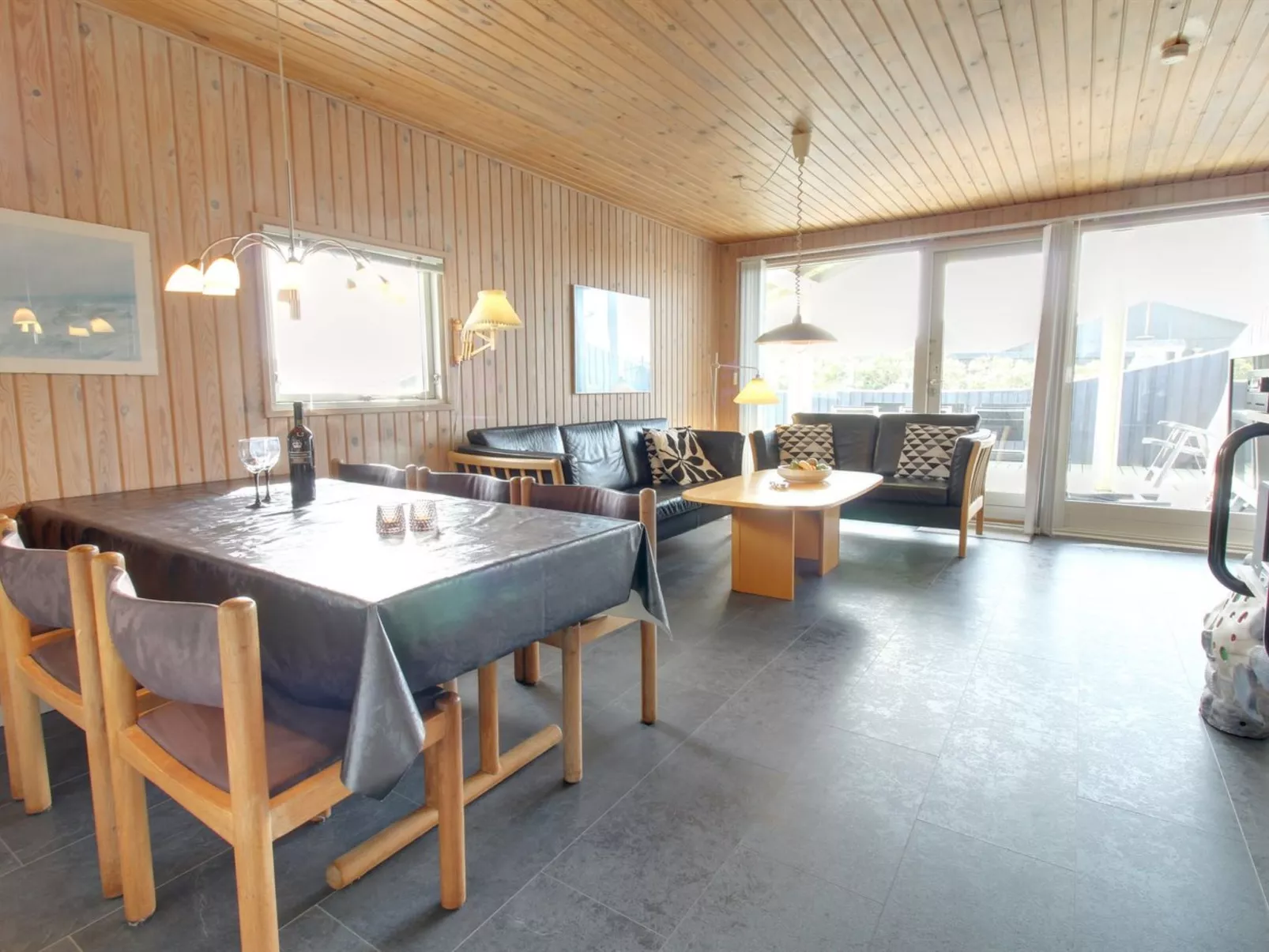 "Odmar" - 300m from the sea-Inside