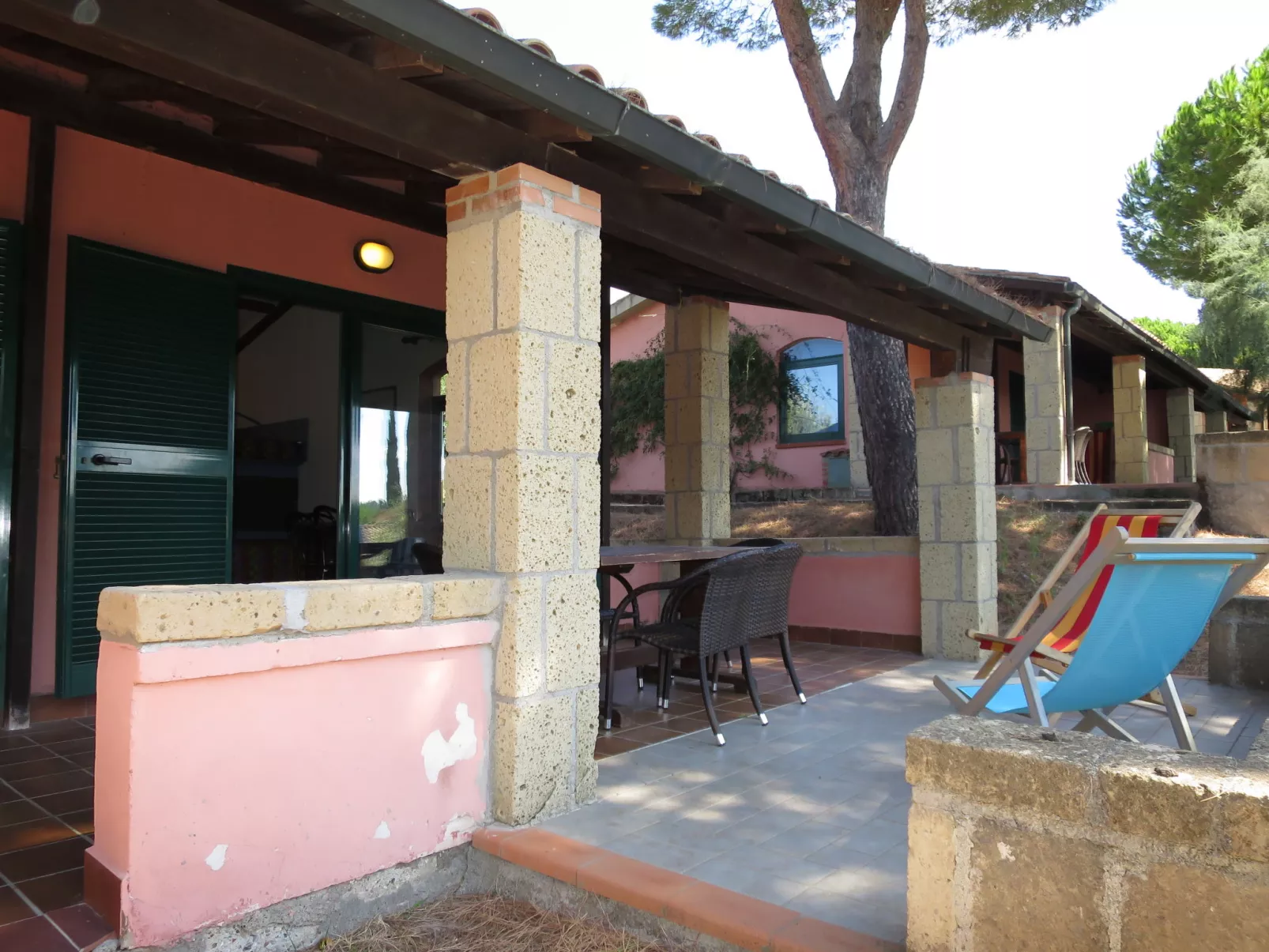 Il Borgo-Outside