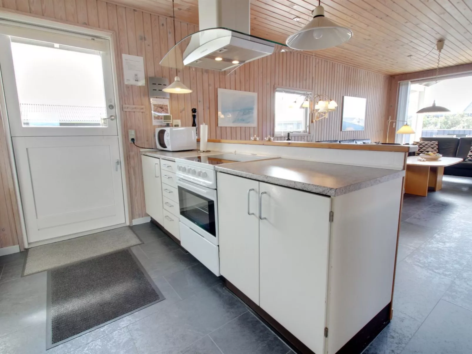"Odmar" - 300m from the sea-Inside