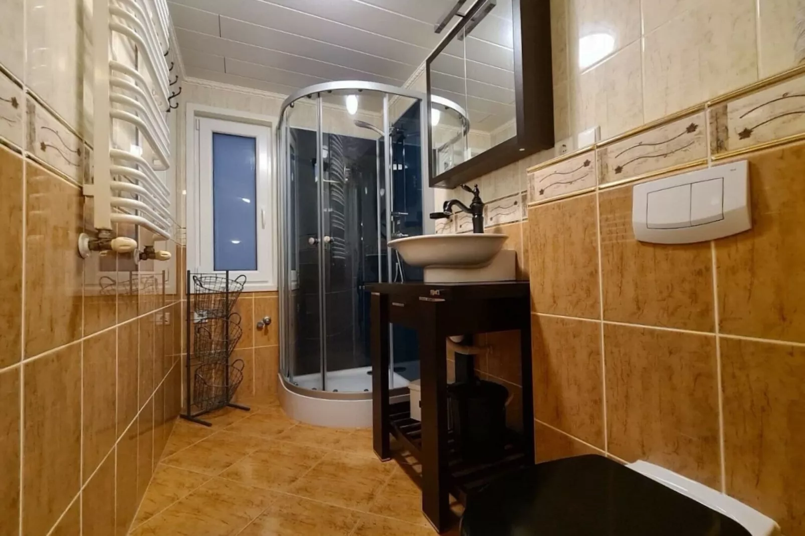 Recreatiepark Rhederlaagse Meren 1-Bathroom