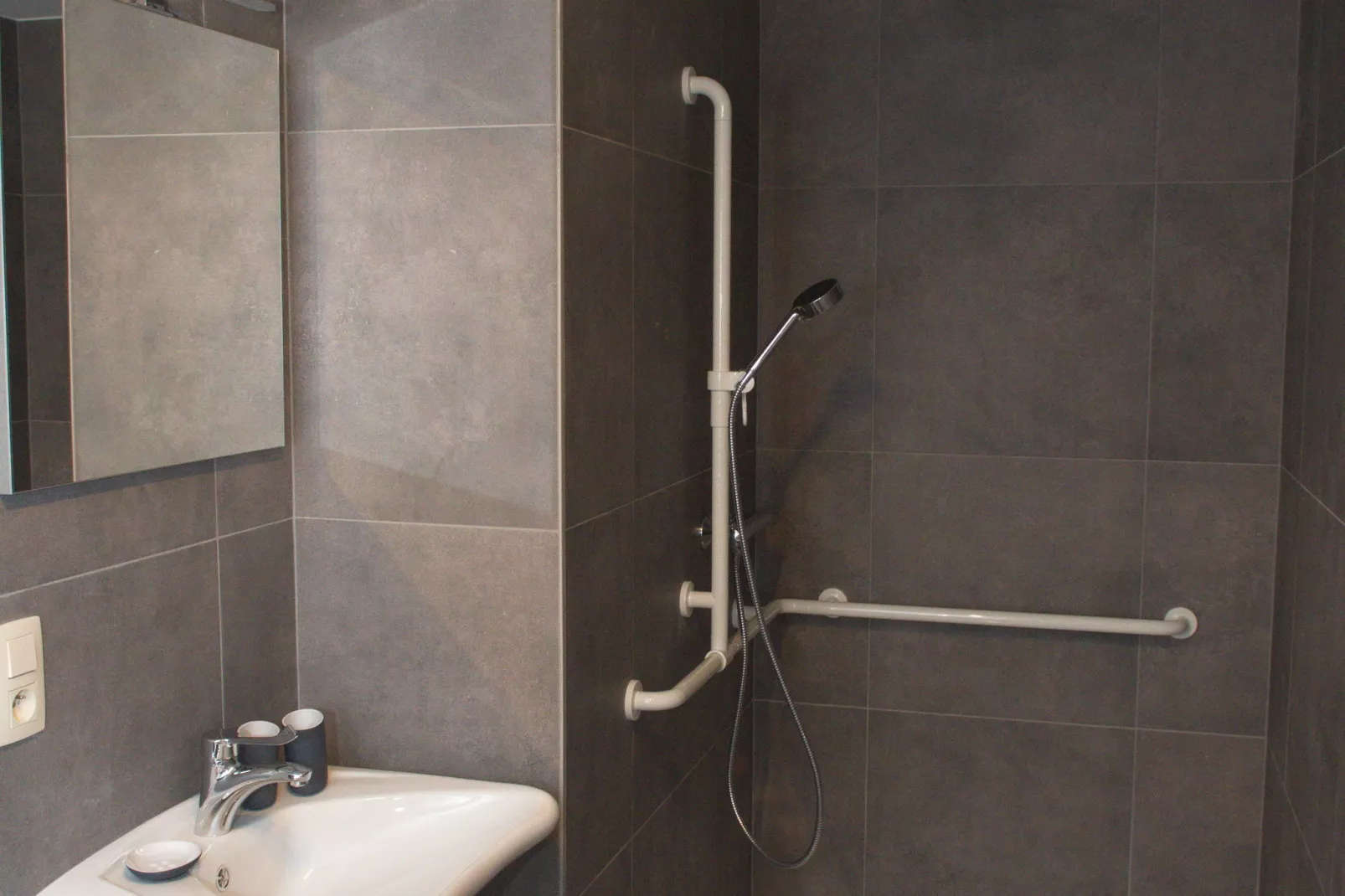 Chalet Bleu-Bathroom