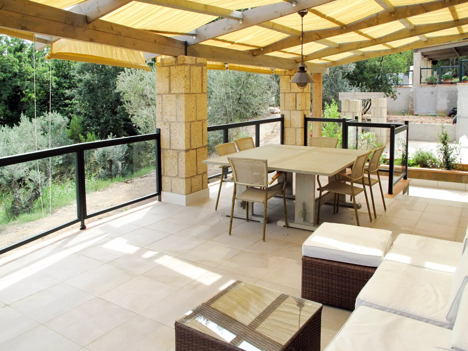 Il Borgo-Outside