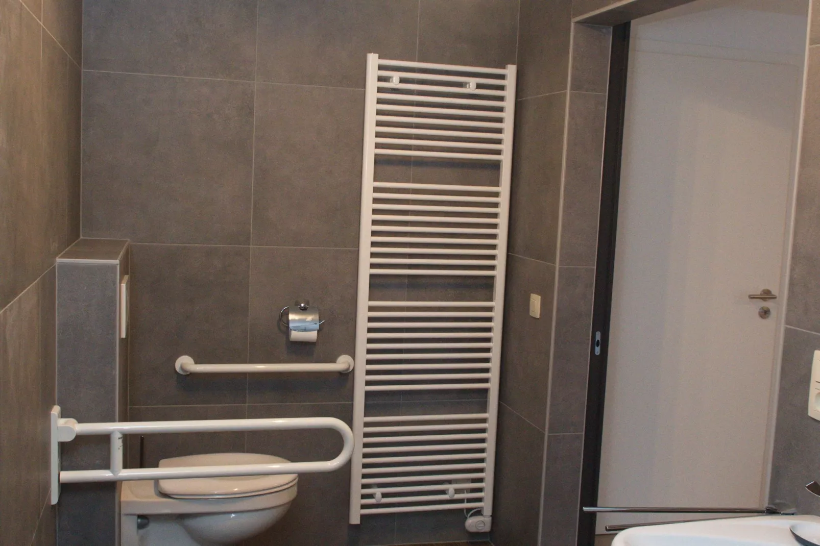Chalet Bleu-Bathroom