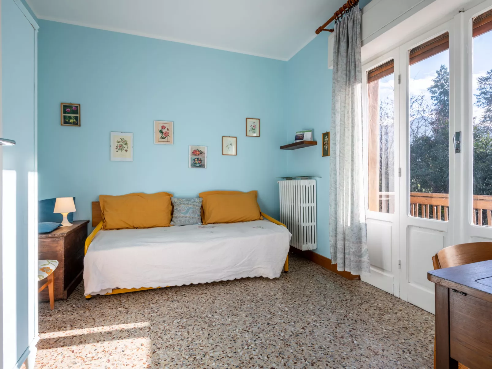 Il Faro-Inside