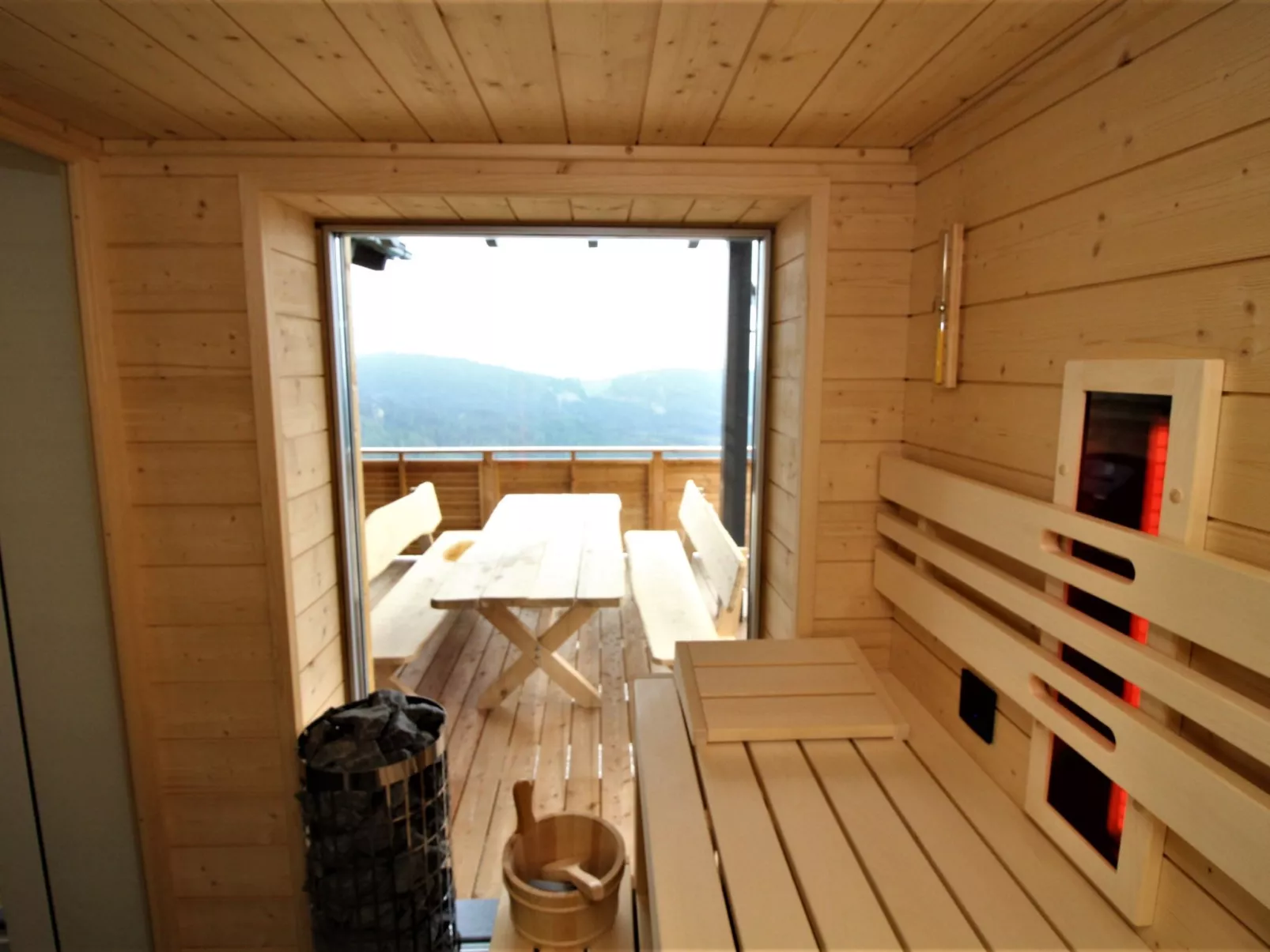 Mountain Lodge - Klippitztörl-Inside