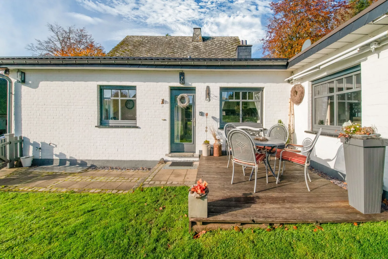 Cottage 89-Exterior summer