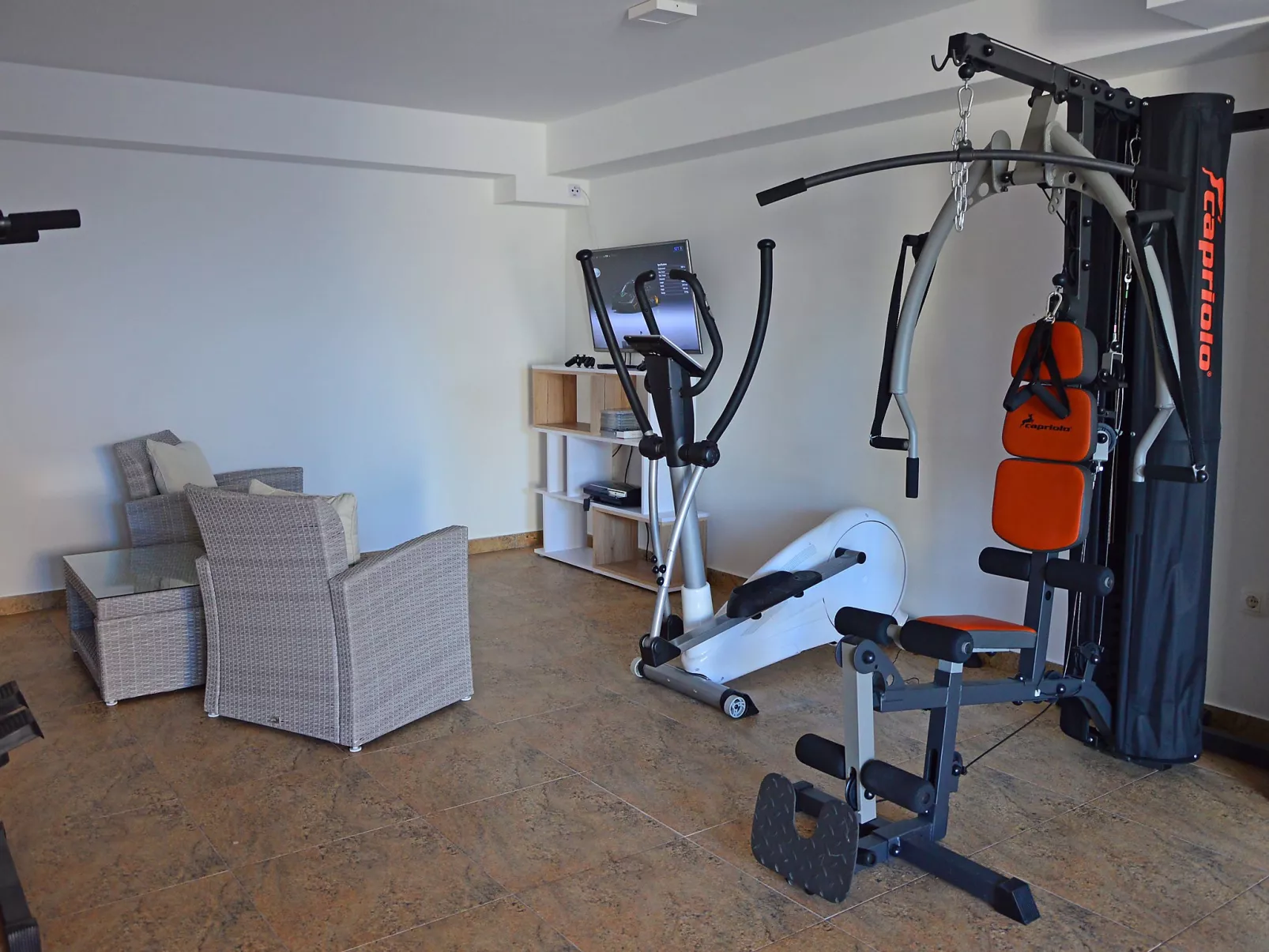 Villa Mustra-Outside