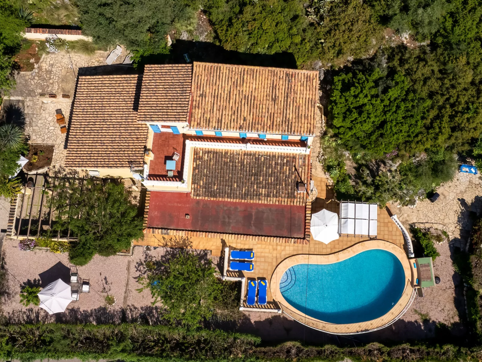 Villa Mandana-Outside