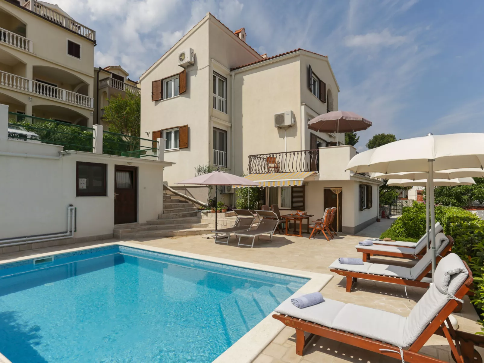 Villa Anita-Draußen