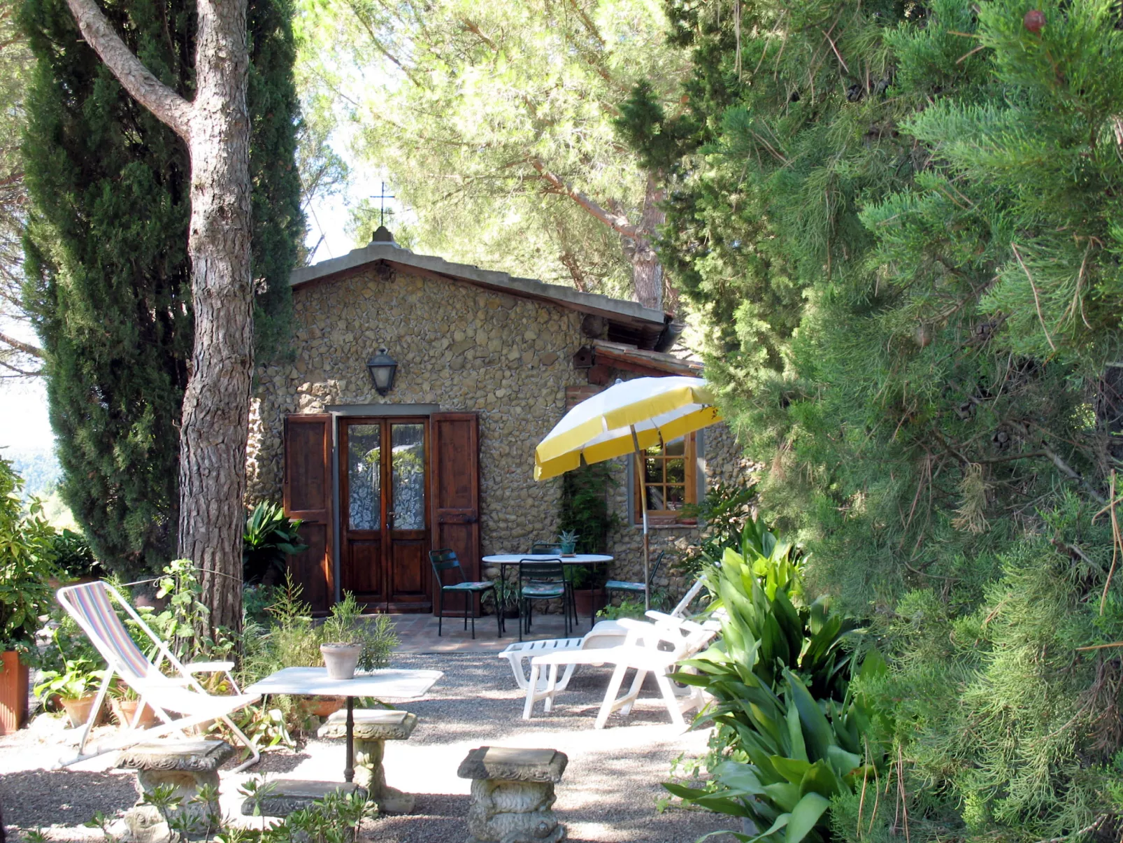 Il Crocino II-Outside