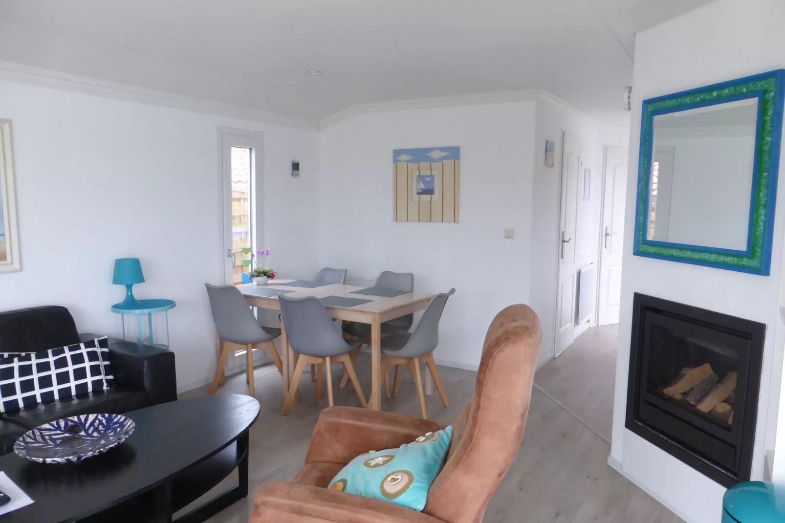 Recreatiepark Rhederlaagse Meren 3-Living room