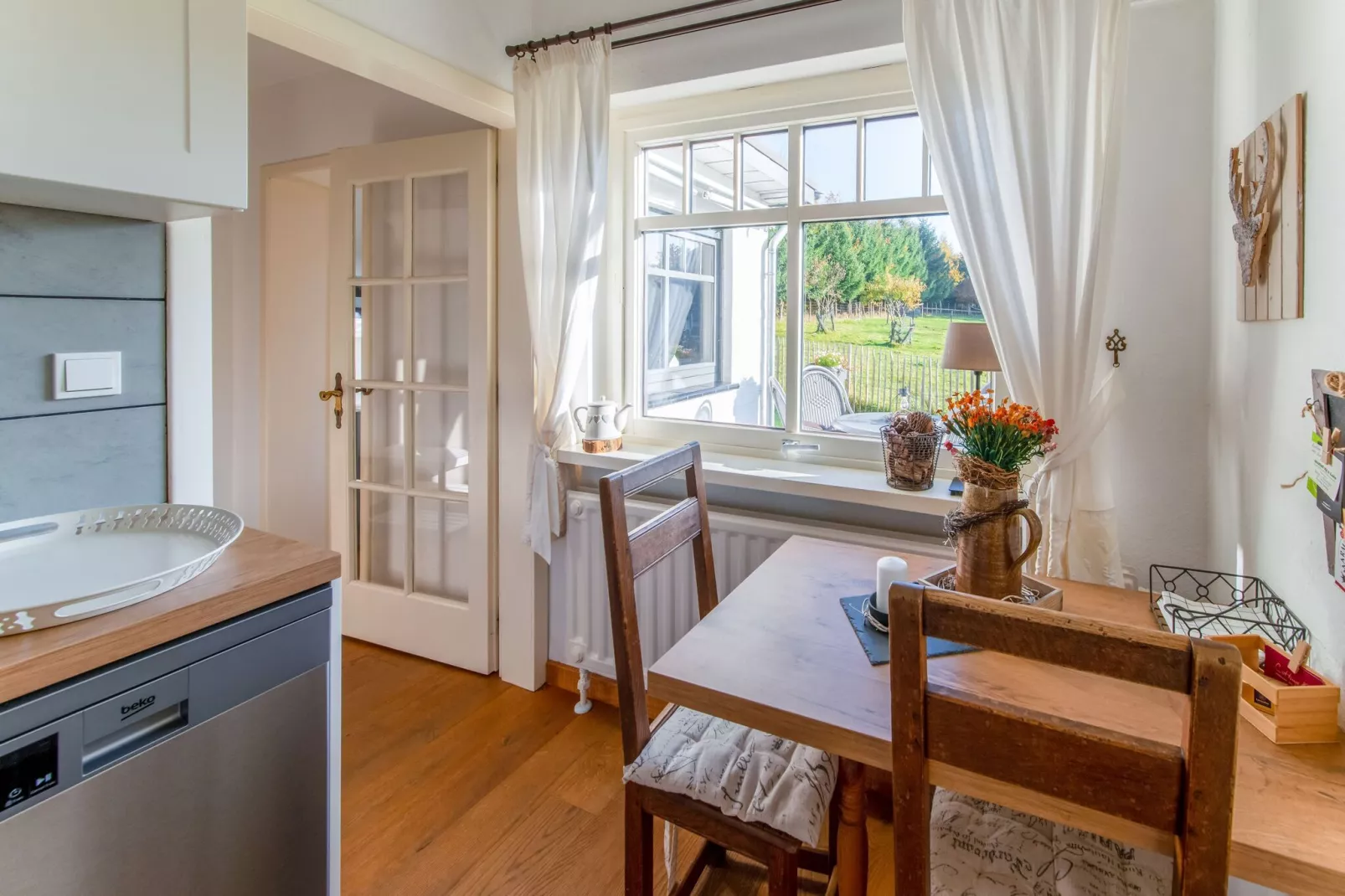 Cottage 89-Dining room