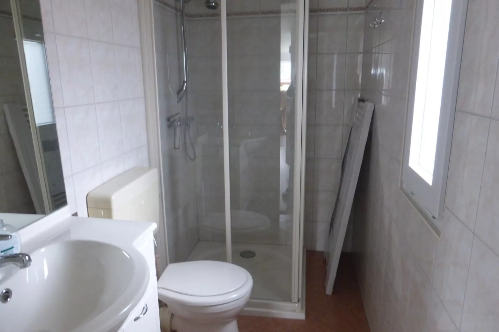 Recreatiepark Rhederlaagse Meren 3-Bathroom