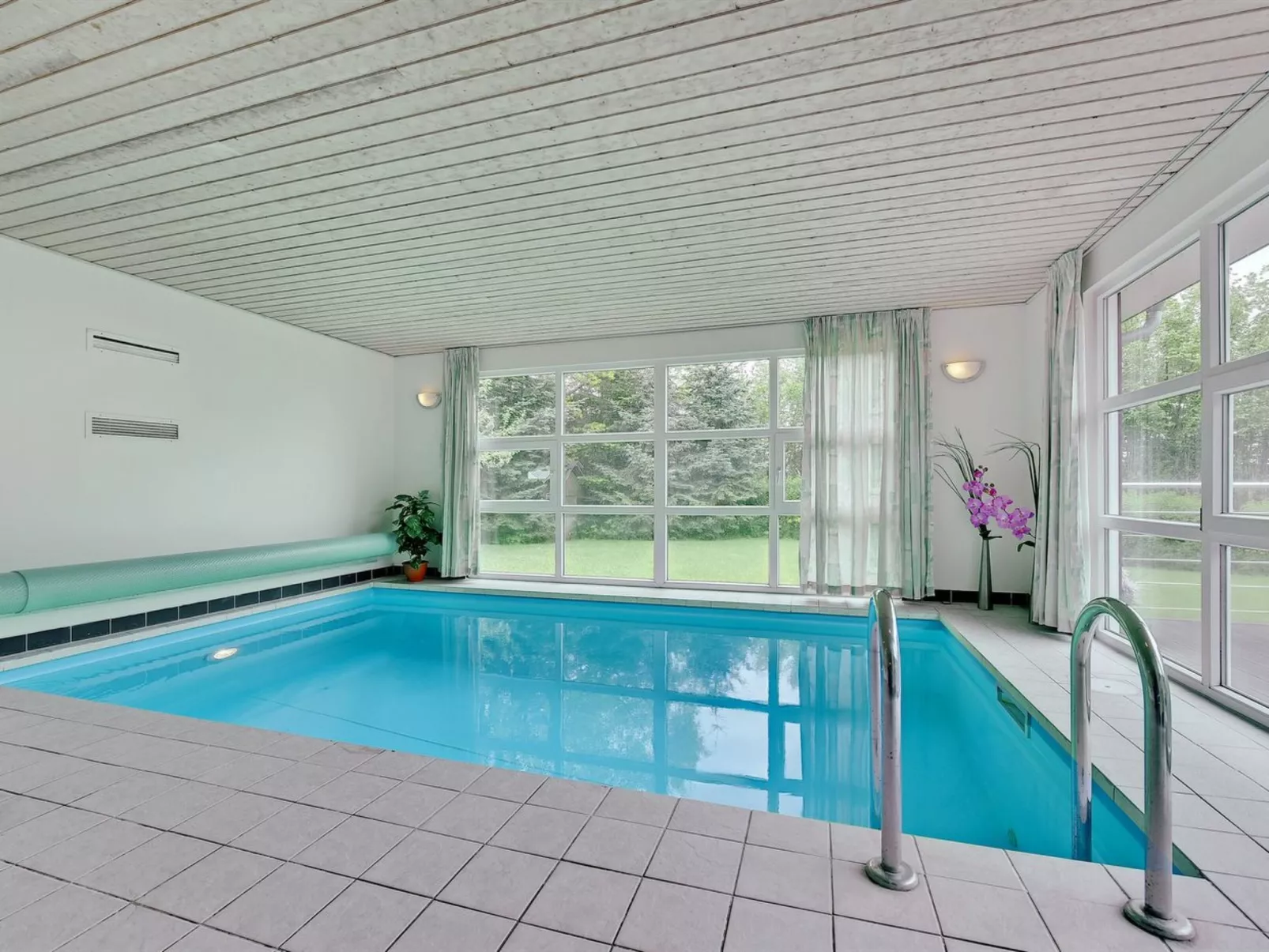 "Peder" - 950m from the sea-Inside