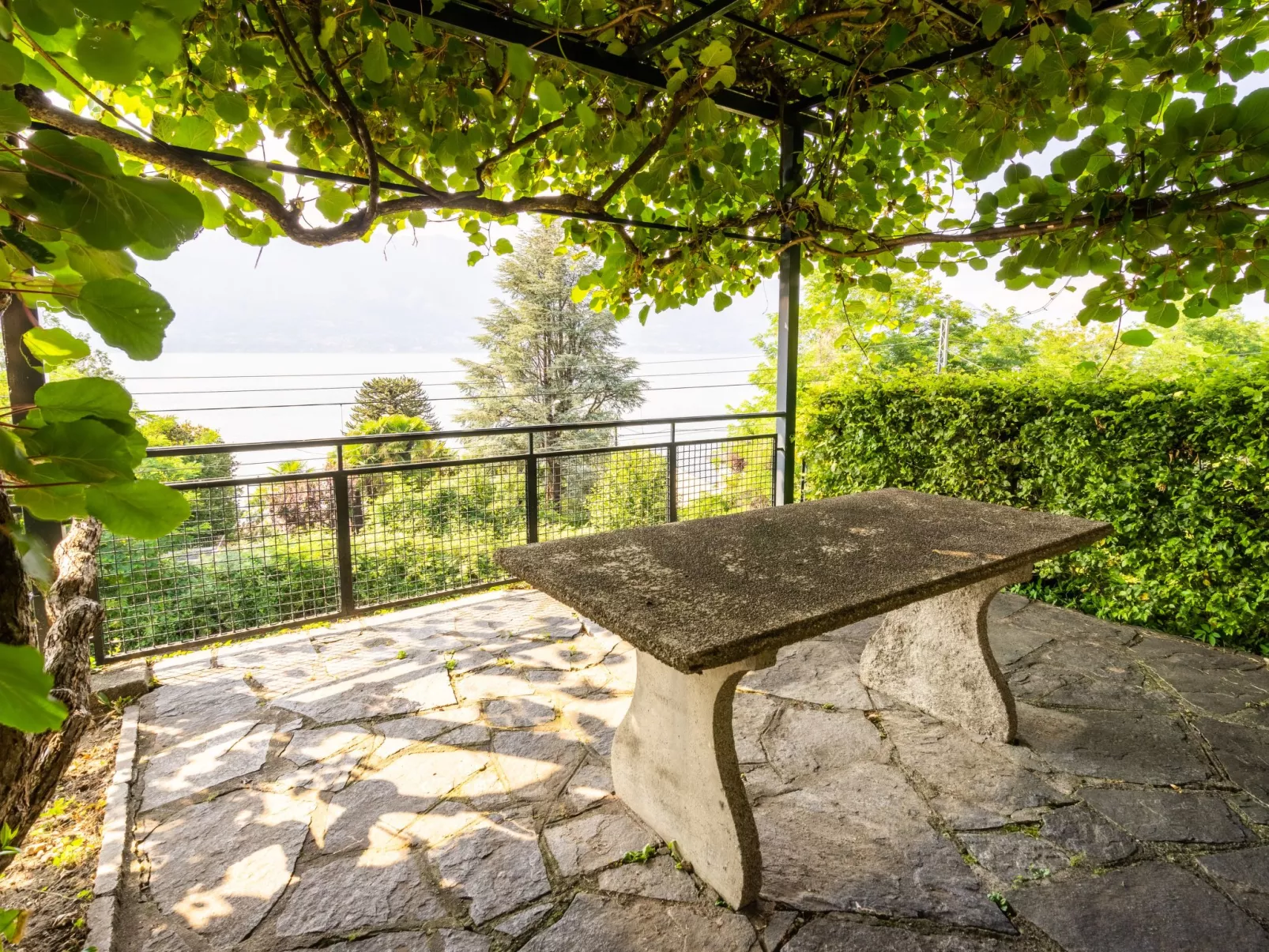 Malpensata-Outside