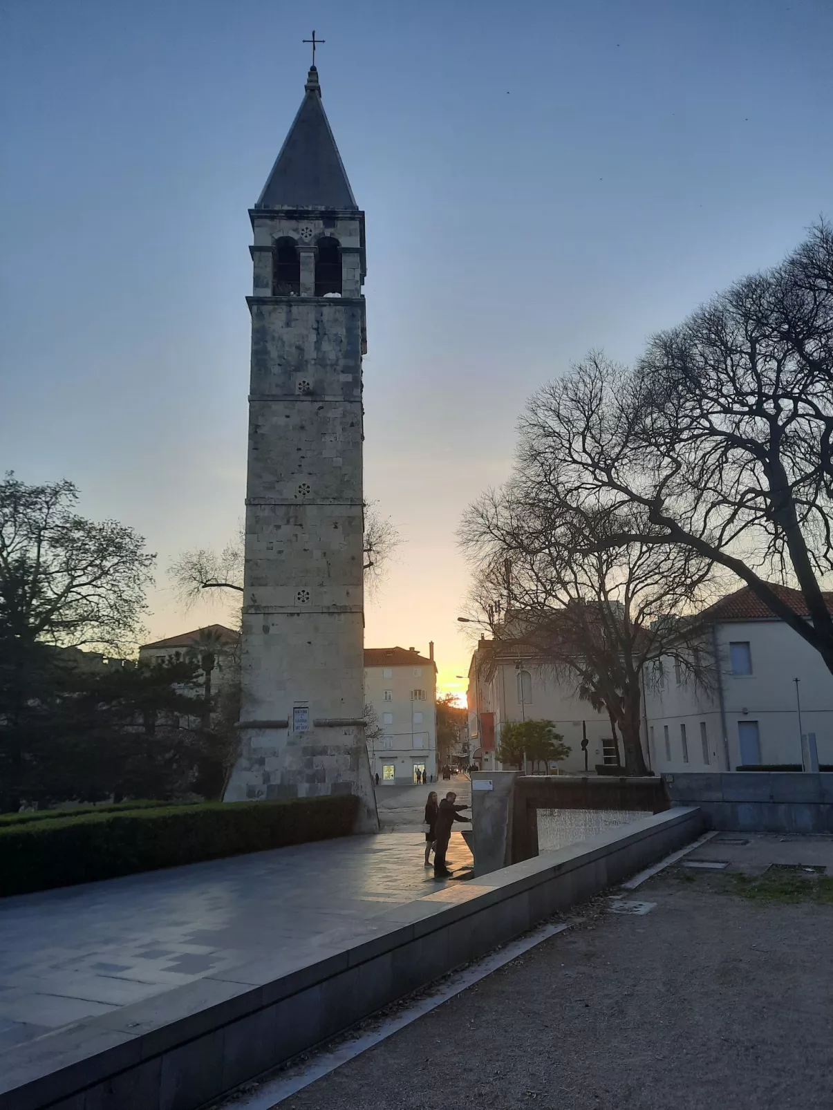 Naš dom-Area