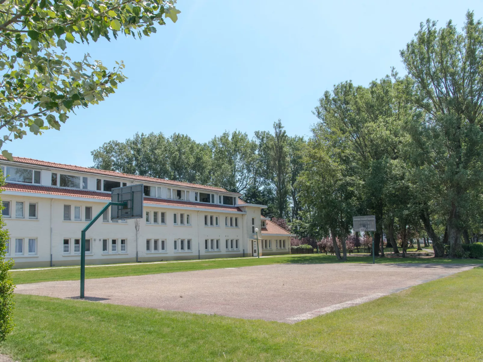 Empaja great views and parking-Draußen