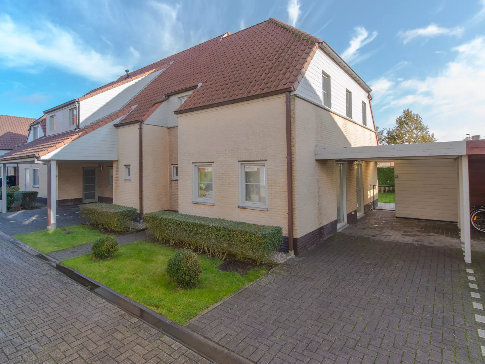 Boonenhove nr.72 with parking-Draußen