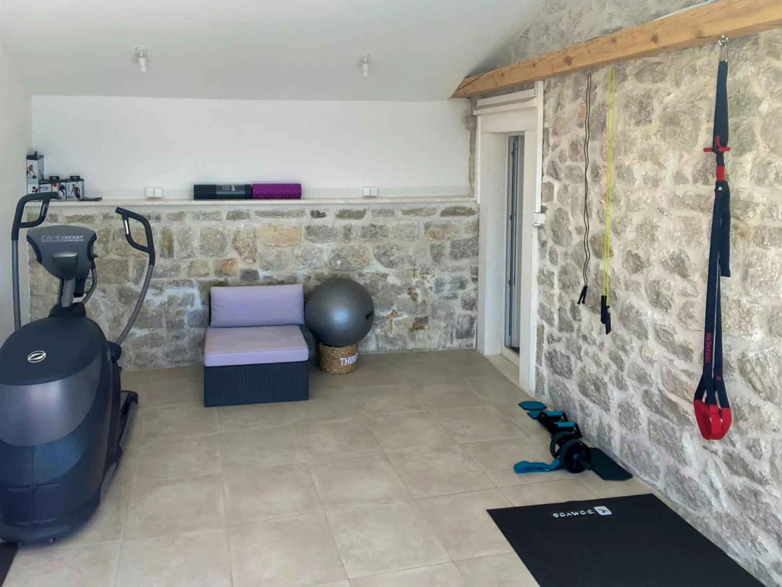 Villa Nareste-Inside