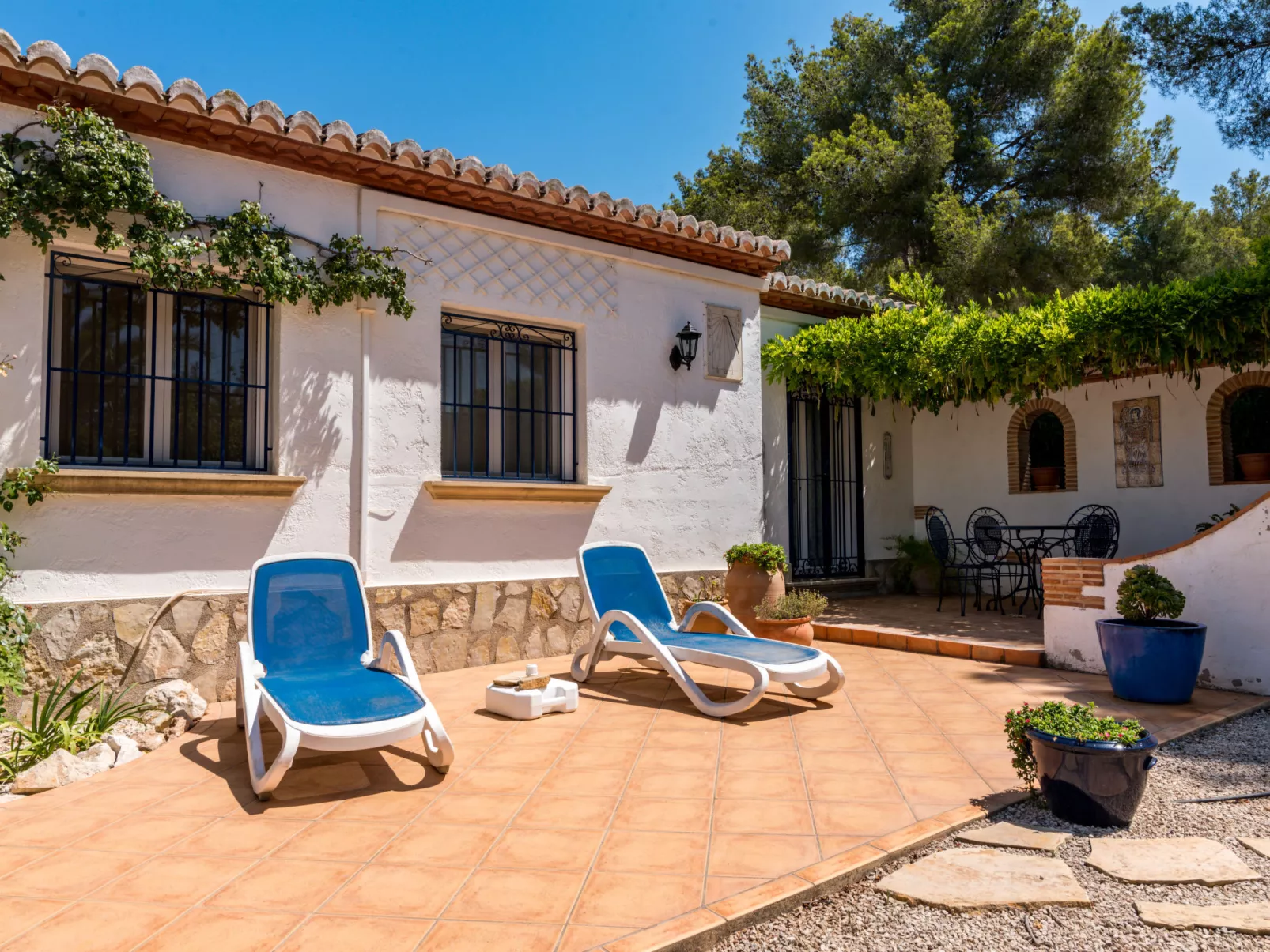 Villa Mariposa-Outside