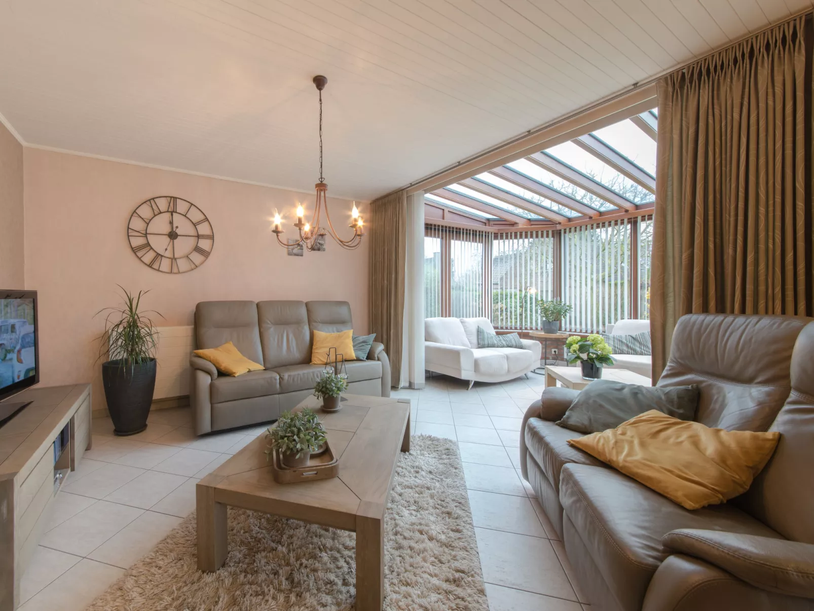 Villa Kievit with sauna and parking-Dedans