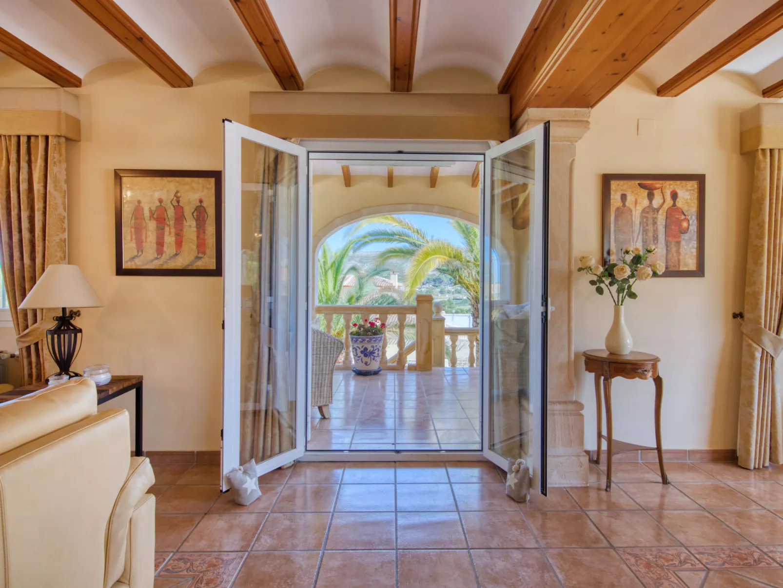 Villa Meena-Inside