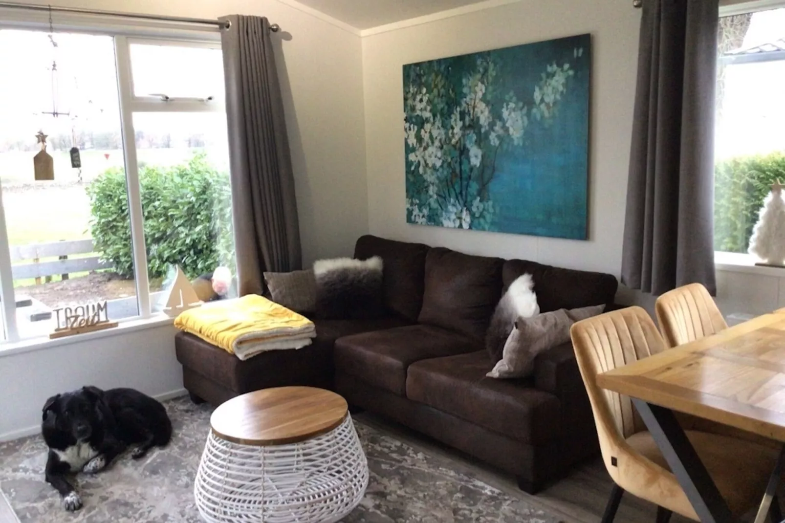 Recreatiepark Rhederlaagse Meren 4-Living room