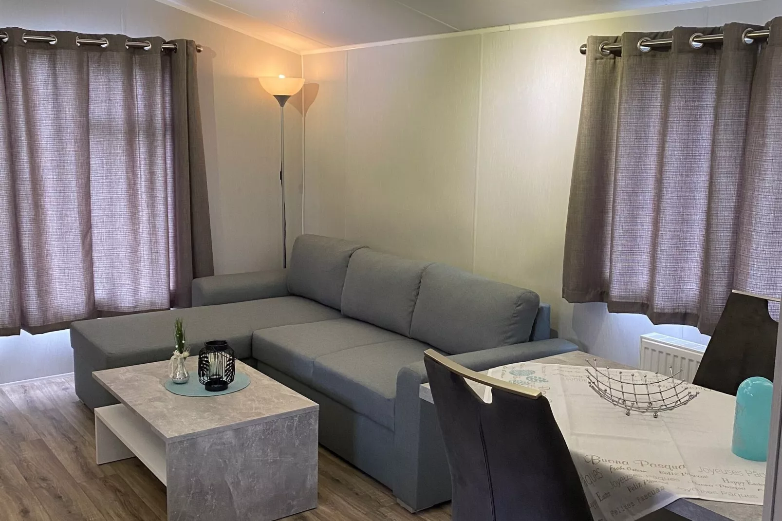 Recreatiepark Rhederlaagse Meren 4-Living room