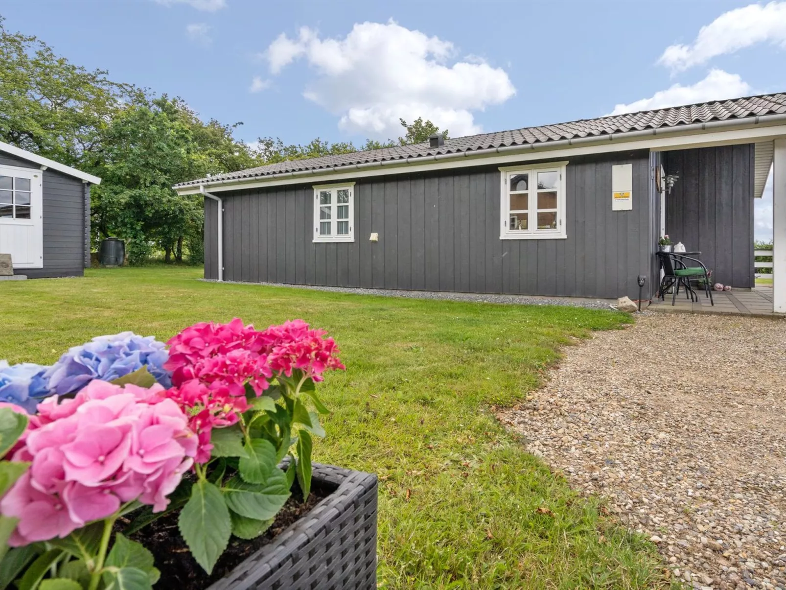 "Tolke" - 29km from the sea-Draußen