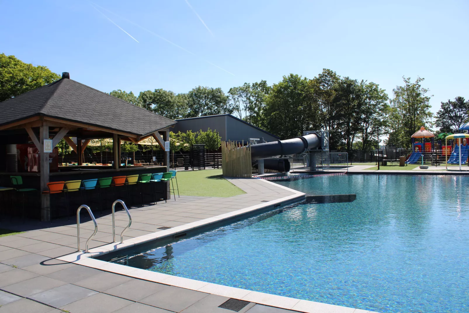 Recreatiepark Rhederlaagse Meren 4-Park facilities