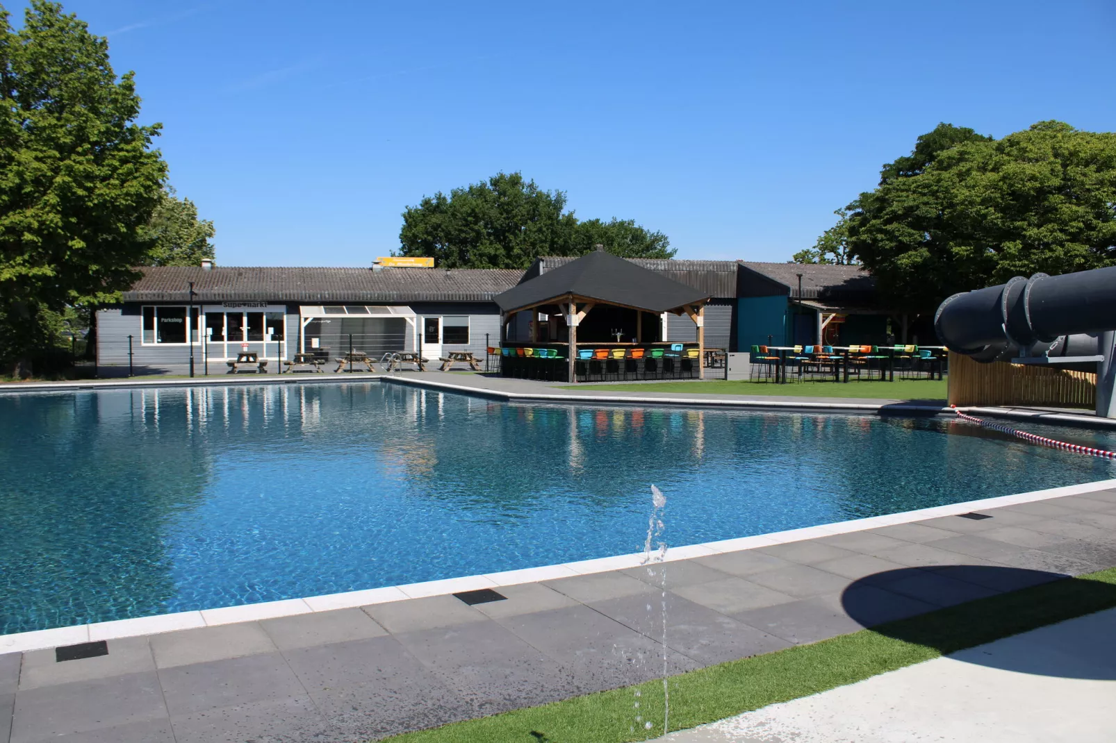 Recreatiepark Rhederlaagse Meren 4-Park facilities