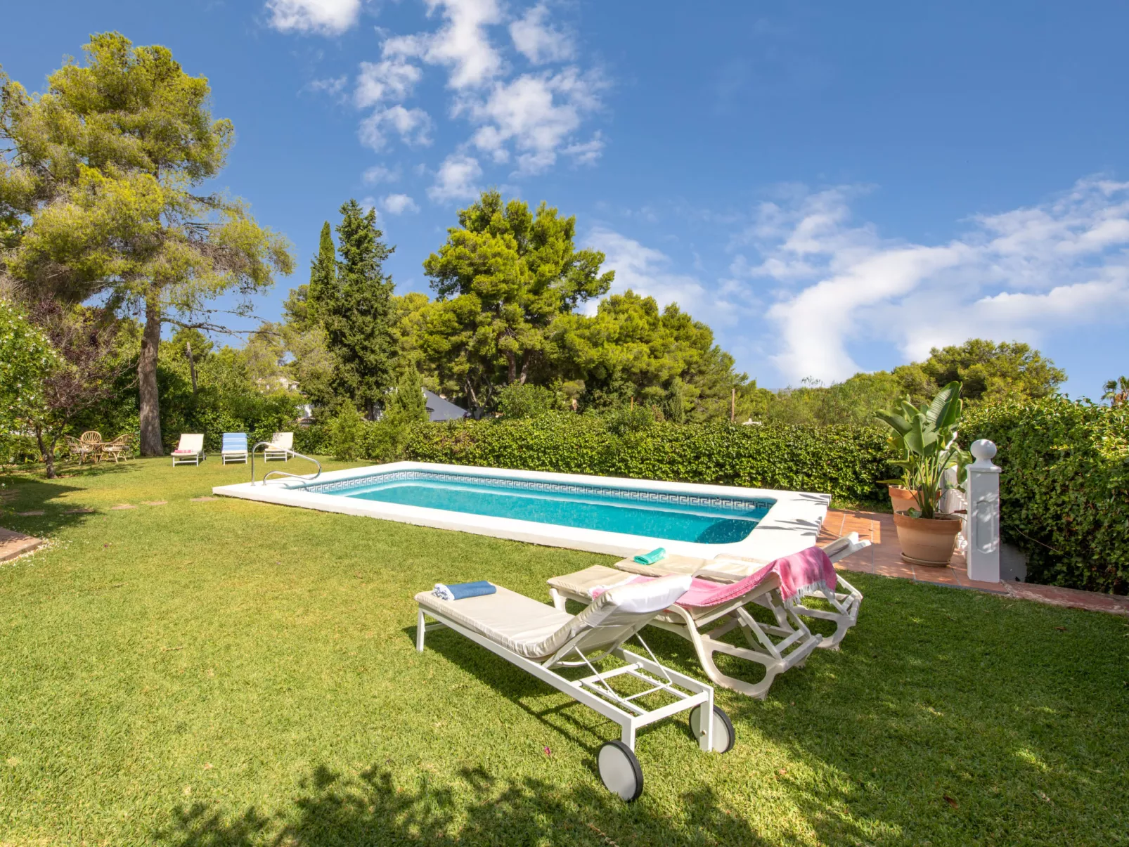 Villa Louise-Outside