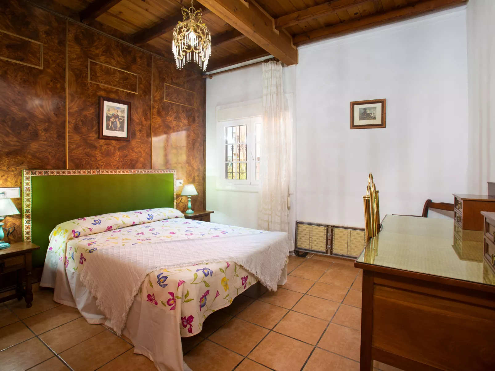 Villa Verde-Inside