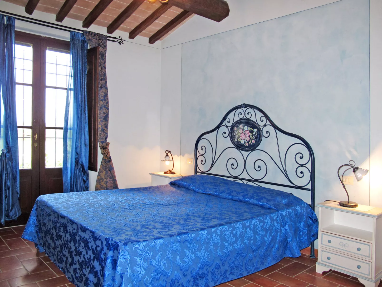 Principe del Trasimeno-Inside