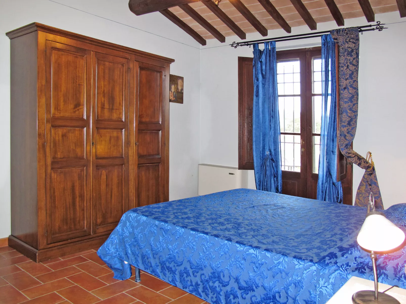 Principe del Trasimeno-Inside