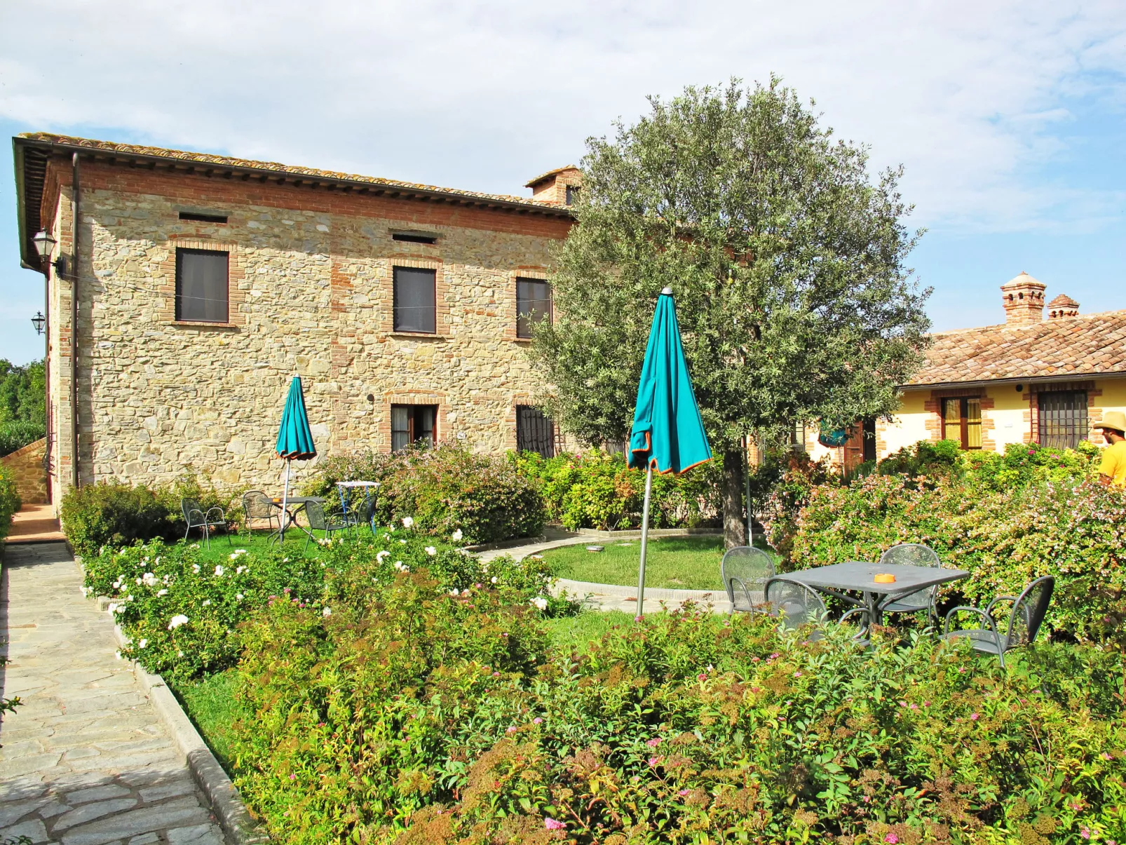 Principe del Trasimeno-Outside