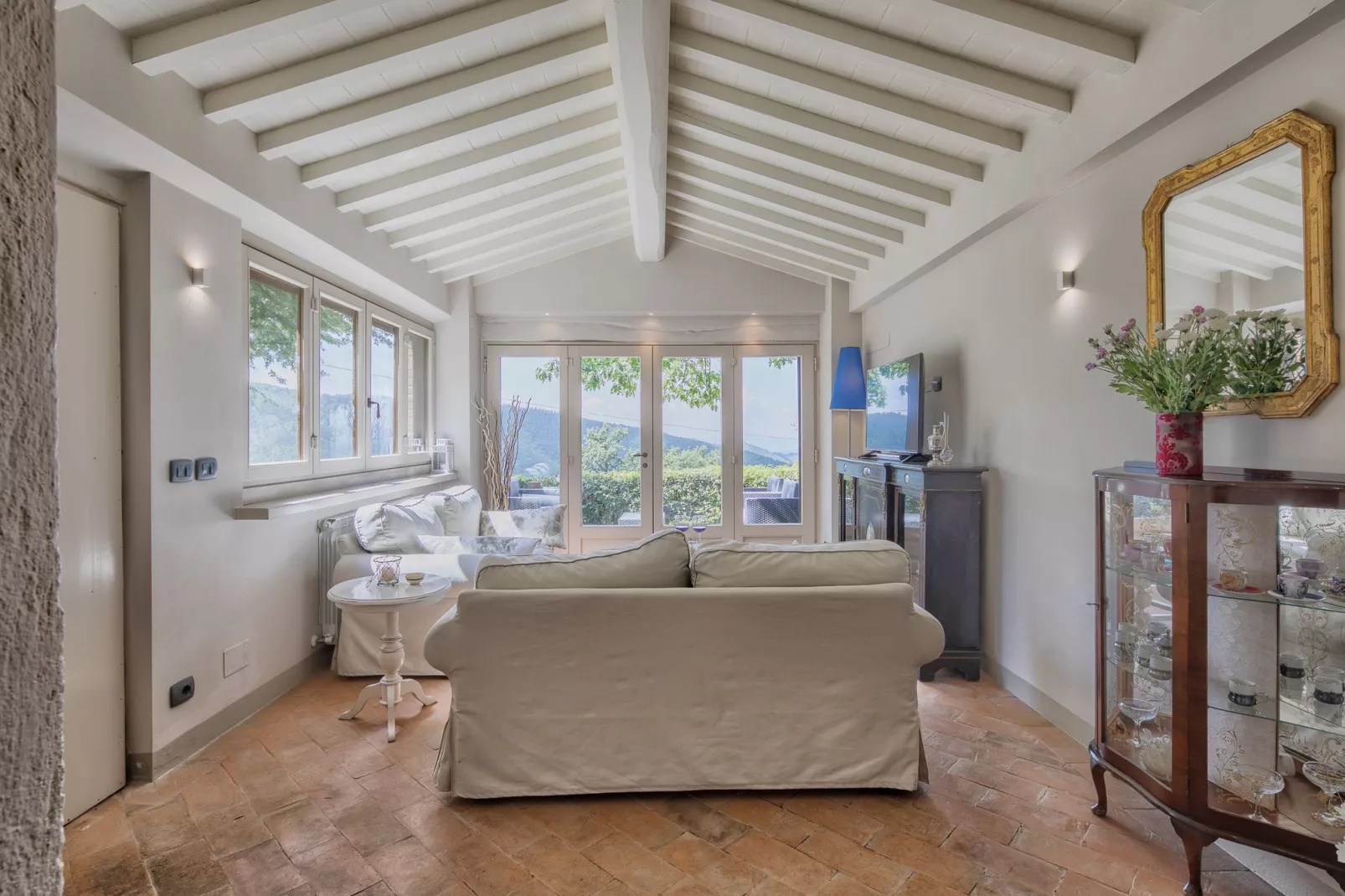 Villa Ginestra-Living room