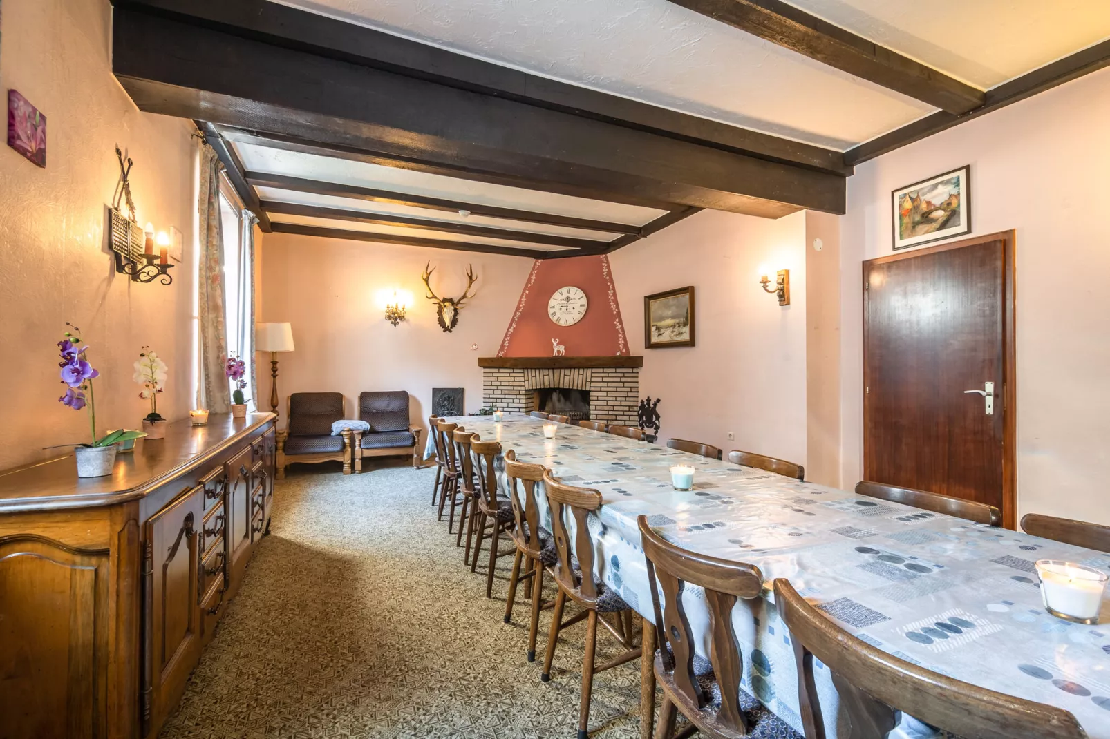 Orée du Bois-Dining room